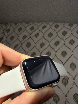 Apple Watch SE Bianco Stella 40 mm 2025