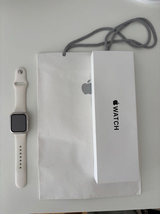 Apple Watch SE Bianco Stella 40 mm 2025