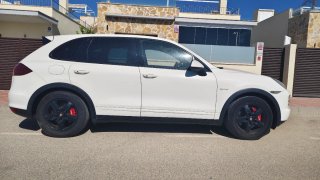 Porsche Cayenne 2011
