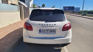 Porsche Cayenne 2011