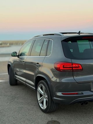 Tiguan R-line 4Motion (Exterior y interior 2015)