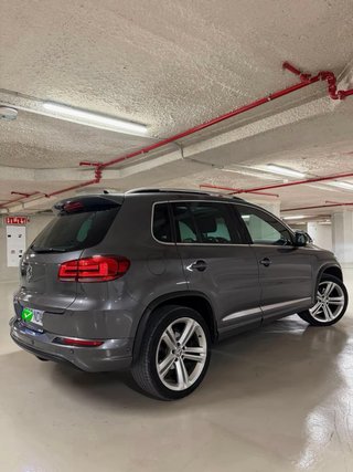 Tiguan R-line 4Motion (Exterior y interior 2015)