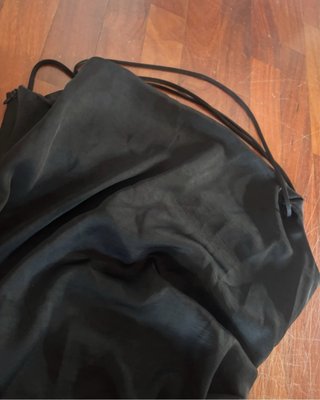 Vestito nero con spalline zara