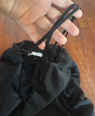 Vestito nero con spalline zara