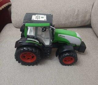 Tractor de juguete