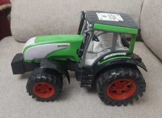 Tractor de juguete