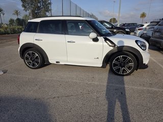 MINI Countryman 2016