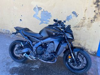 Yamaha MT-09 Negra