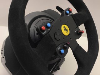 volante ps4 thrustmaster t300 con f599xx evo 30