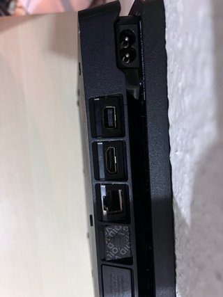 PS4 Slim 1TB + Mando + Spiderman