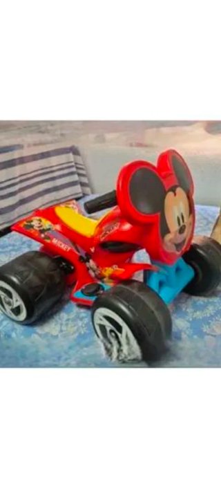 Moto Infantil Mickey Disney Roja y Amarilla