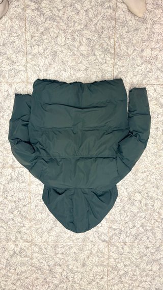Abrigo de invierno verde ZARA