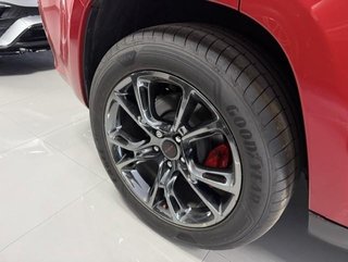 Jeep Grand Cherokee 6.4 V8 Hemi SRT 344 kW (468 CV)