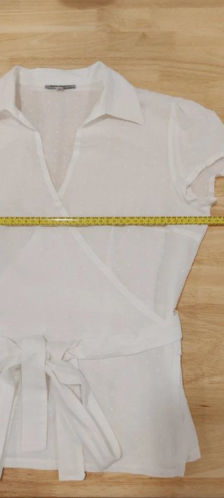 Camisa blanca cruzada