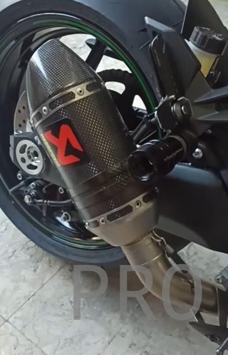Linea de escape Kawasaki Z1000
