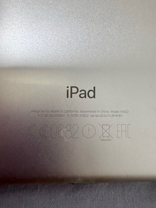 Apple iPad 5ª Gen (A1822) Wi-Fi Blanco