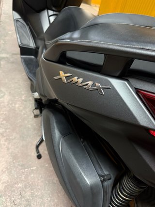 Yamaha XMAX 300 Maxi-Scooter