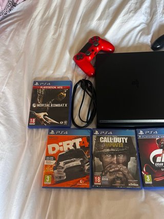 PS4 Slim 500GB + 2 mandos + 6 juegos | Como nueva
