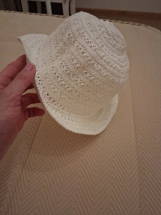 Sombrero de paja para niña