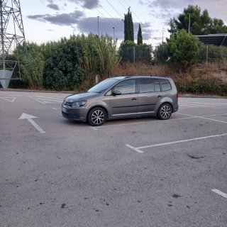 Volkswagen Touran 2011