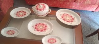 Vajilla San Claudio porcelana blanca y  roja