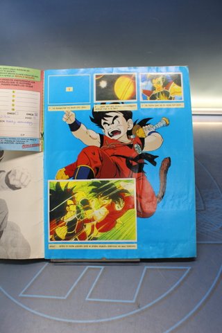 Álbum de cromos: Dragon Ball Z – Bola de Drac. Panini, 1984.