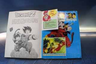 Álbum de cromos: Dragon Ball Z – Bola de Drac. Panini, 1984.