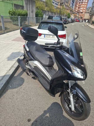 Moto Scooter TGB 300 Negra
