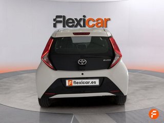 Toyota Aygo 1.0 70 x-play