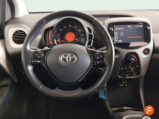 Toyota Aygo 1.0 70 x-play