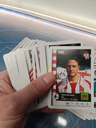 Unas 100 cartas super gol. Años 90. Cards, futbol, marca.