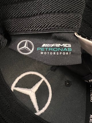 Gorra Mercedes AMG F1 Oficial Negra