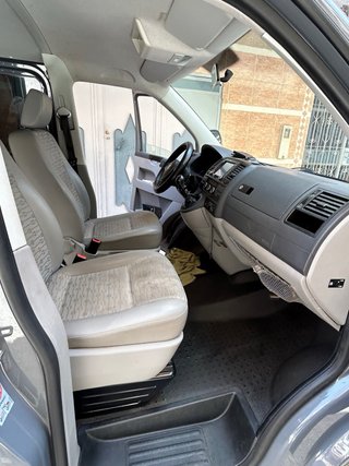 Volkswagen Transporter T5 2011