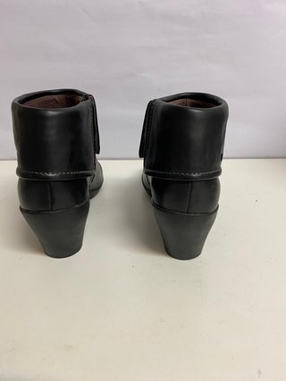 Botines Camper Talla 38 Negros