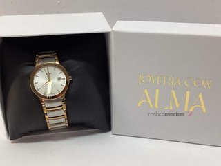 reloj alta gama señora rado centrix