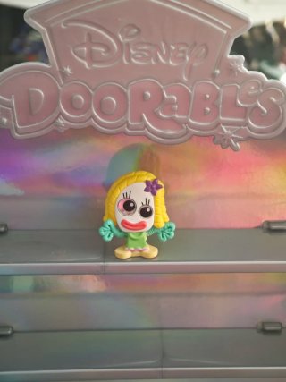 Karen Doorables Disney Toy Story Limitada