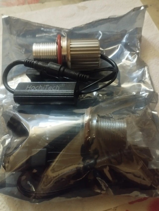 Lampadine LED Occhi d'Angelo HochiTech per BMW