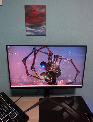 Torre Gaming y Monitor