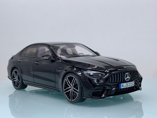 1:18 Mercedes AMG C 63 S E Performance 2024 Negro