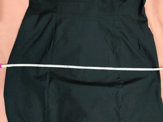 Vestido camisero negro con lazos. Amaya Arzuaga