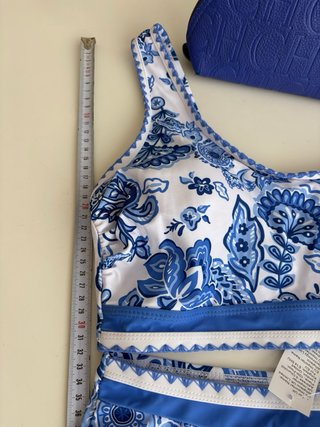 Bikini azul y blanco a estrenar