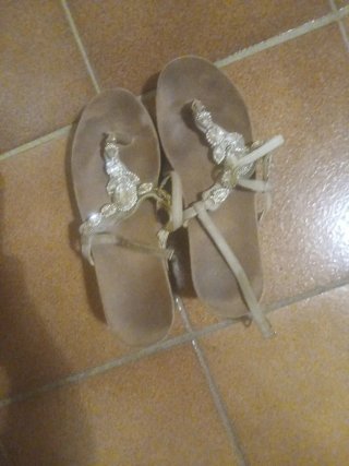 Sandali eleganti con strass