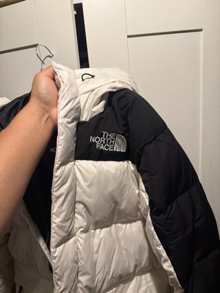 Abrigo The North Face blanco y negro