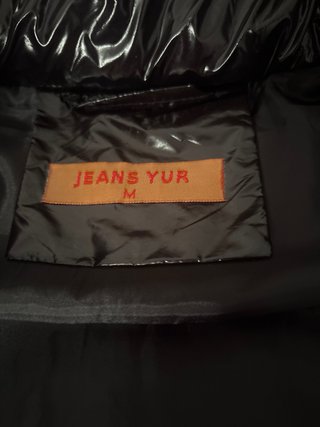 Chaleco Moncler Negro con Capucha de Pelo