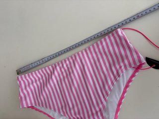 Braguita Bikini Rayas Rosa a estrenar