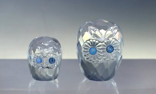 Coppia di gufi in cristallo sfaccettato. Forse Swarovski?