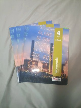 Libros cconomía 4° ESO