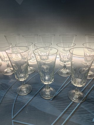 Set di 21 bicchieri di cristallo per champagne e liquori, anni '60