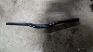 Manillar de bicicleta negro