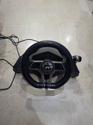 Volante y Pedales PS4